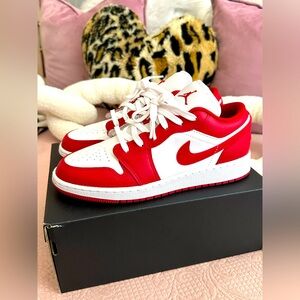 Youth (Big Kids) Nike Jordan Low-Top Sneakers